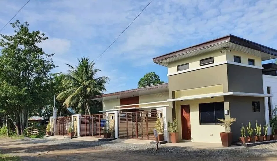 LG Apartelle – Visayan Village